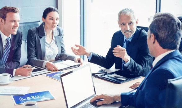 خطوات توثيق عقود الشركات