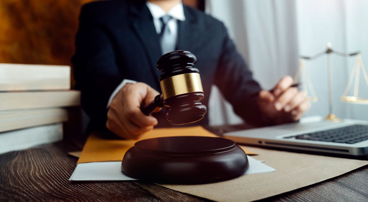 عقوبة وحكم التزوير في أوراق رسمية